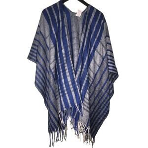 Woolrich Fringe‎ Poncho One Size Blue Gray Plaid Western Winter Shawl Cape